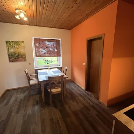 格鲁伯埃德曼普通公寓和一室公寓